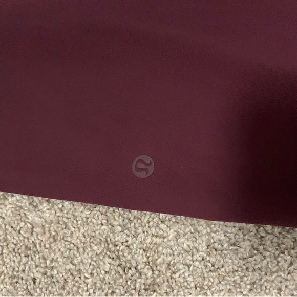 NWT Lululemon On the Fly Jogger *Woven Cassis SIZE 6 - Picture 6 of 7